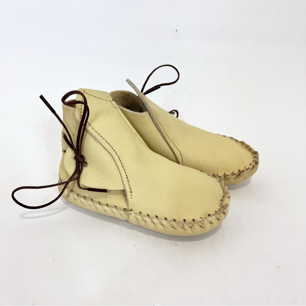 Hand Made Oglala Sioux Children’s Cowhide Moccasins Vintage